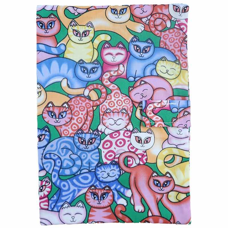 Protège carnet de santé vert motif chats