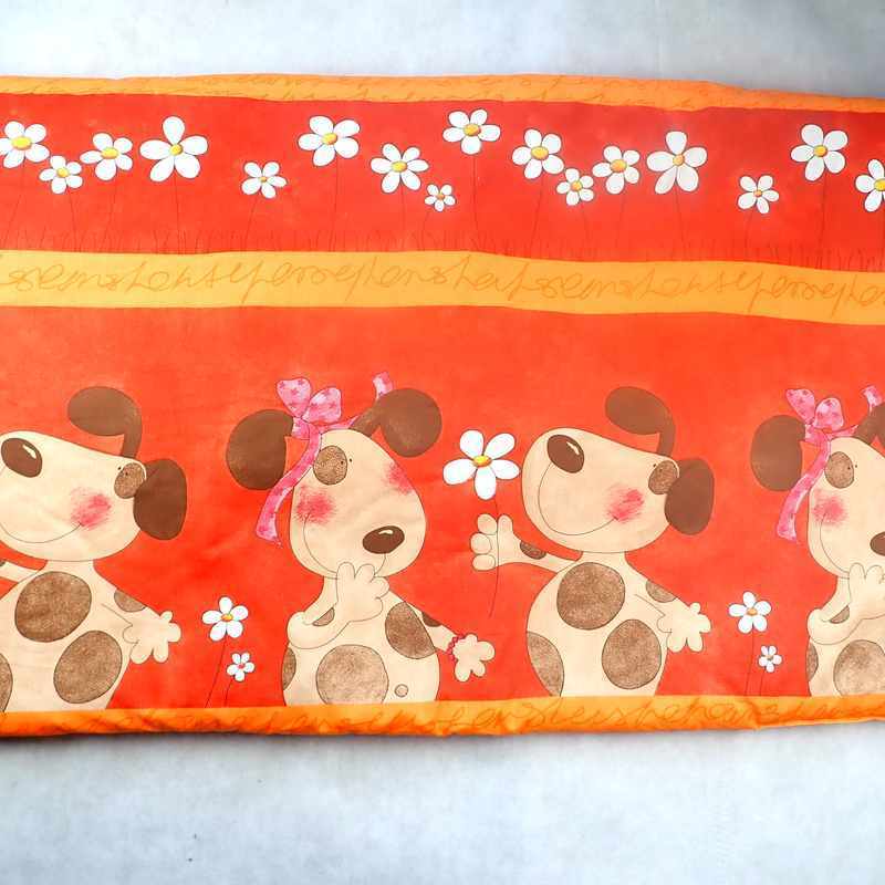 Tapis de jeux orange motif chiens