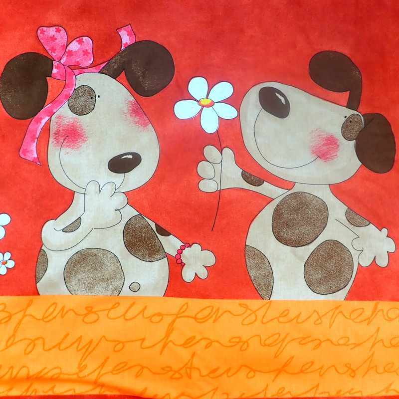 Tapis de jeux orange motif chiens