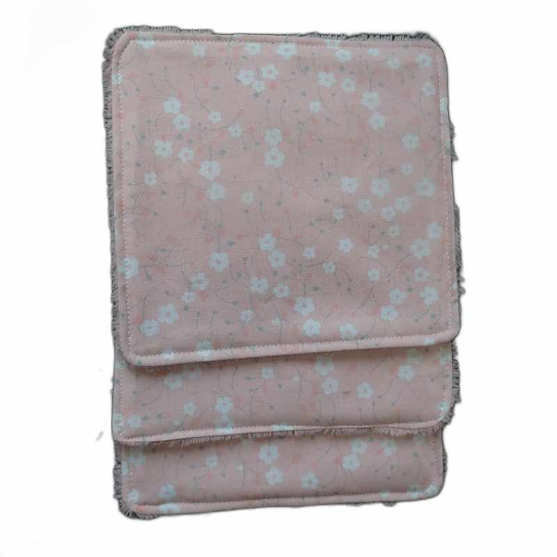 Coffret naissance rose 5 pièces motif fleurs – Image 5