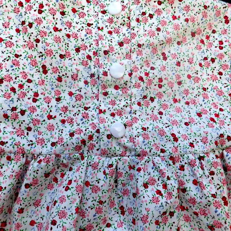 Barboteuse bébé coton fleuri rose et bordeaux – Image 4
